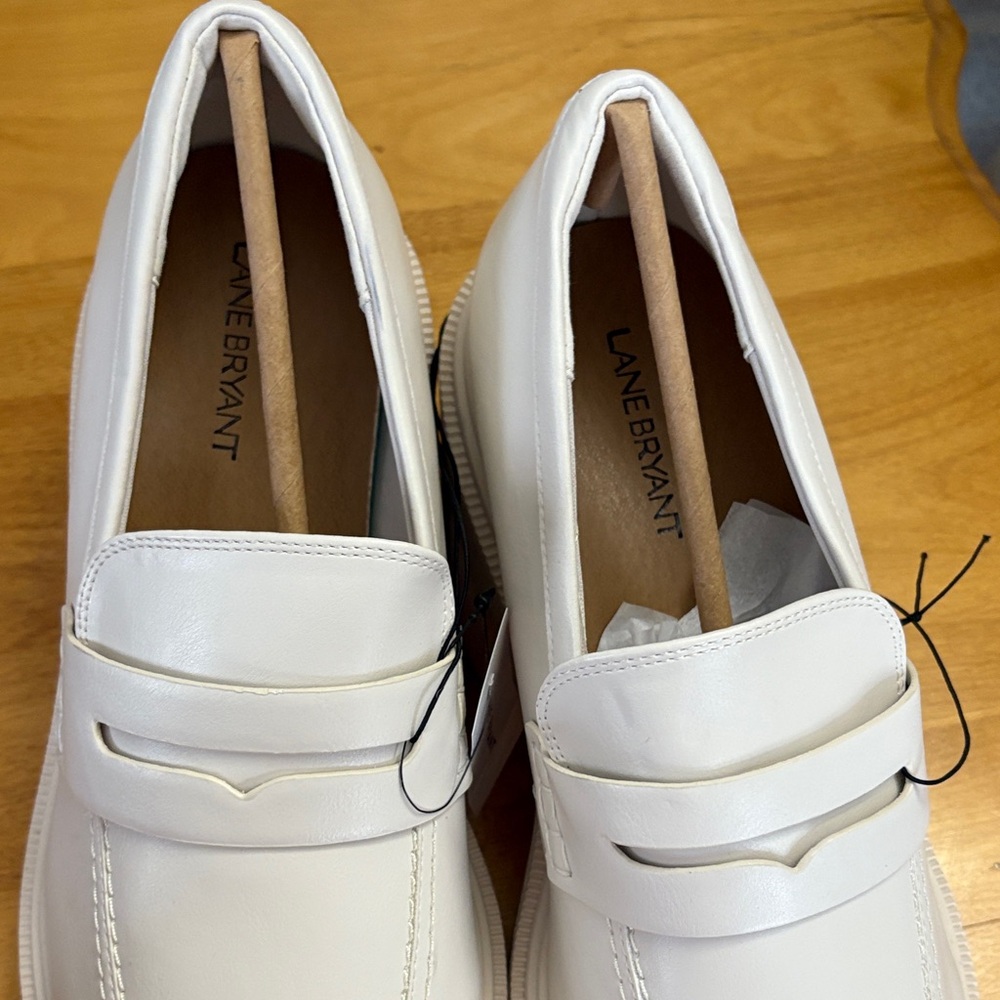 Lane Bryant Dream Cloud Cream Lug Sole Chunky Heel Platform Penny Loafers 10W - Picture 7 of 8